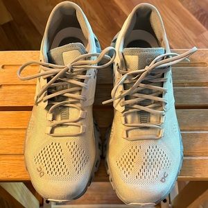 On Cloud X Running Shoes